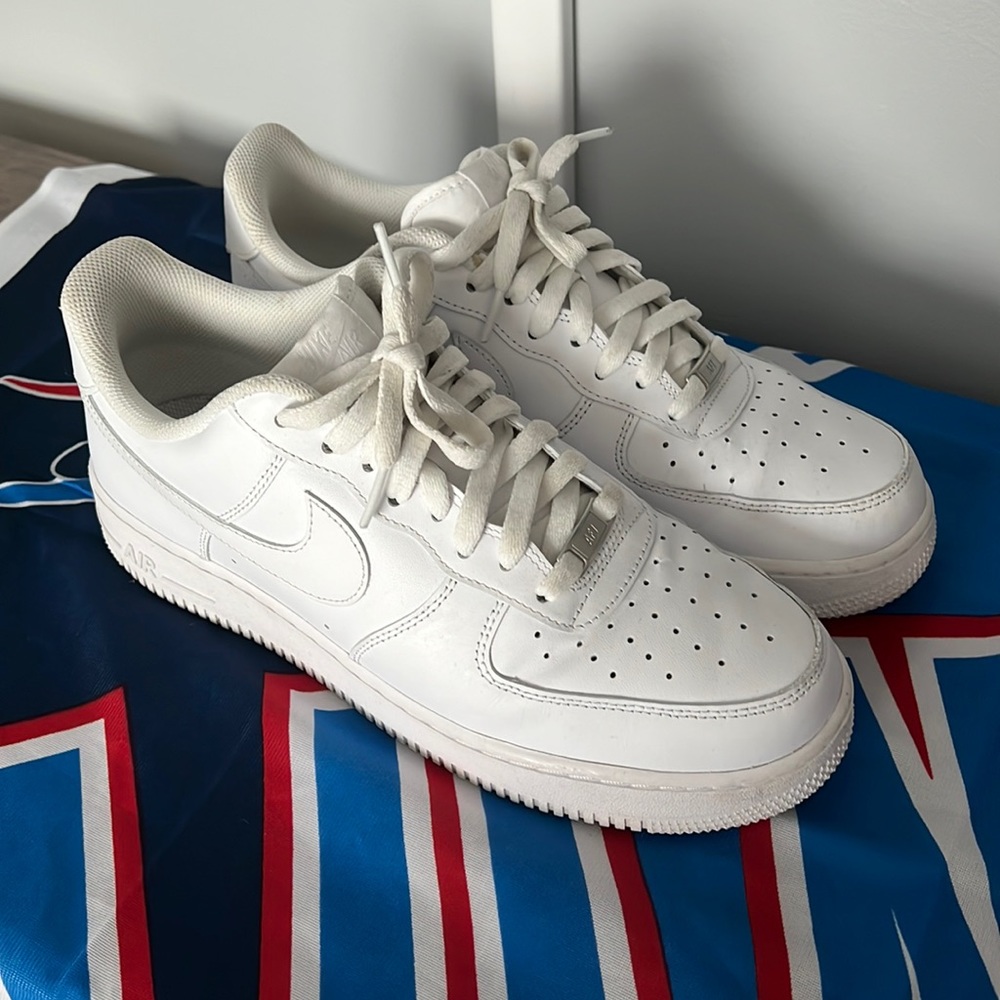 Nike Air Force 1 (SIZE 11.5) w/ Box
